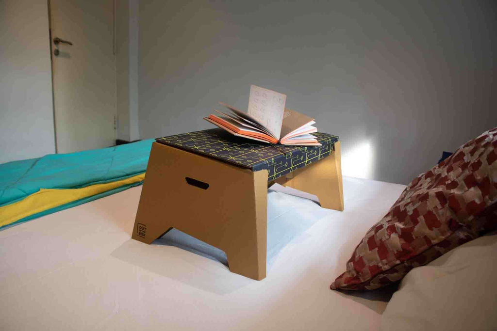 Black Desk